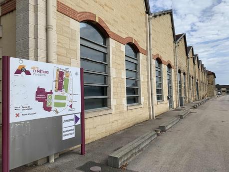 Carte postale de Cluny dans l’abbaye #Bourgogne