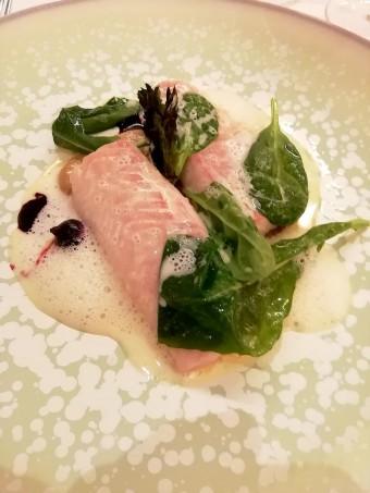 Omble de fontaine, absinthe, cassis © Gourmets&co Omble de fontaine, absinthe, cassis © Gourmets&co