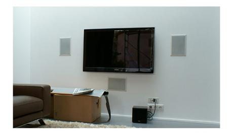 Guide : le placement optimal des enceintes dans la pièce encastrables