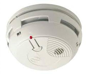 Installer un détecteur de fumée pour appartement, quelles sont les normes?