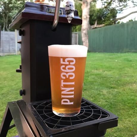 Info bière – Vous pouvez maintenant acheter une authentique pompe à bière à tirer à la main pour votre maison – vous pouvez ainsi tirer vos propres pintes Pedigree
 – Mousse de bière