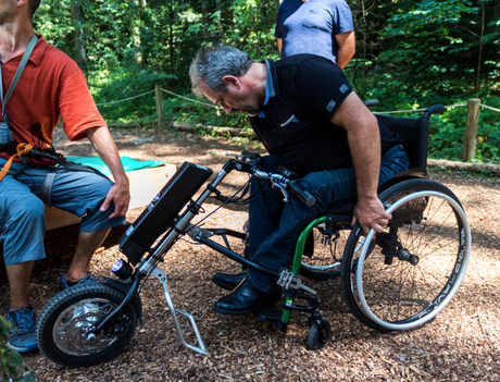 Un parcours accrobranche accessible dans l’Ain