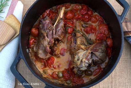 Souris d’agneau confites aux tomates cerises