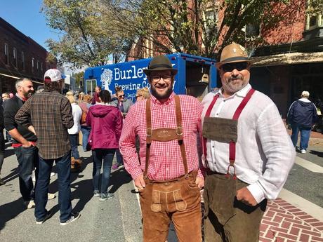 Bière artisanale – Oktoberfest et vente de trottoir d'automne
 – Bière blonde
