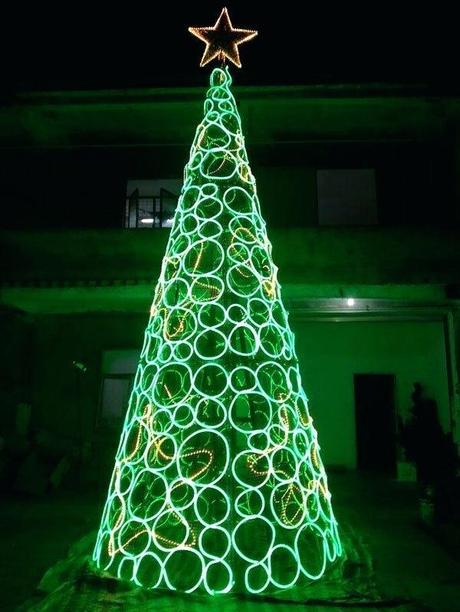 big christmas lights big christmas light fight