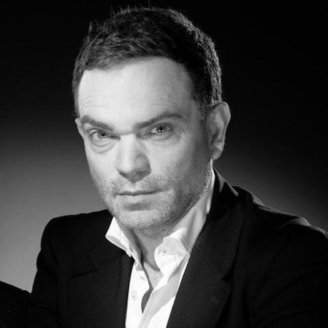 Critique livre – Orléans : Yann Moix se (dé)livre