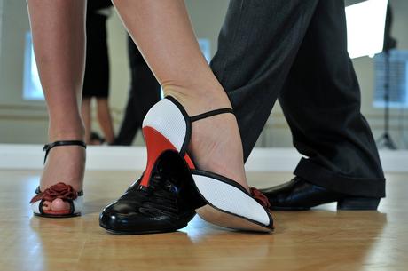 Le Tango, une danse pour l’équilibre corporel