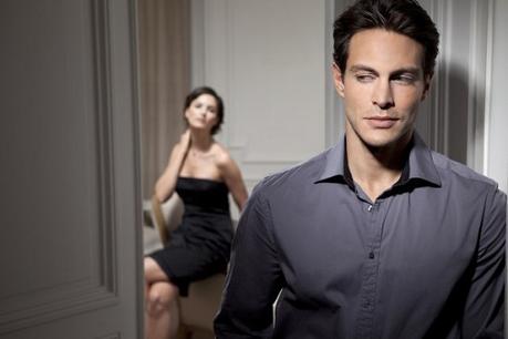 Ce millionnaire vous paiera 18.000$ pour tester la loyauté de sa fiancée Ce millionnaire vous paiera 18.000$ pour tester la loyauté de sa fiancée