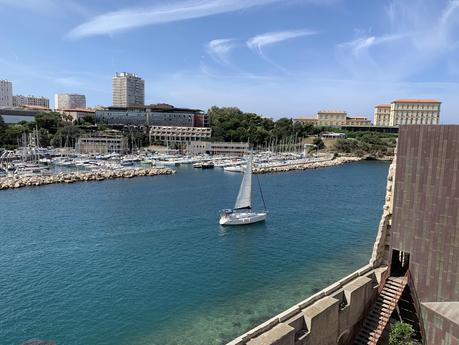 Carte postale Marseille entre Vieux Port et Mucem #Marseille