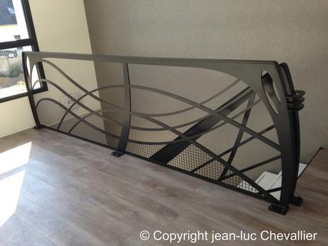 Escalier design Art Nouveau – 10 ans de révolution esthétique Escalier design Art Nouveau – 10 ans de révolution esthétique
