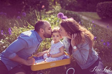 Photographe bébé famille en extérieur Marly Le Roi