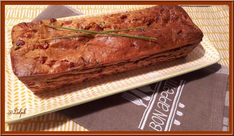 Cake courgette, tomates séchées jambon Cake courgette, tomates séchées jambon