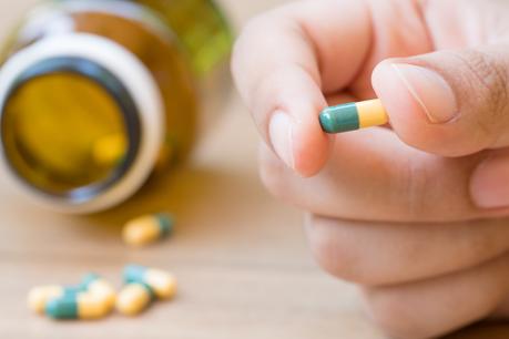 Le tramadol, un opioïde largement utilisé pour traiter la douleur modérée à sévère est associé à un risque accru de glycémie très faible, voire d’hypoglycémie Le tramadol, un opioïde largement utilisé pour traiter la douleur modérée à sévère est associé à un risque accru de glycémie très faible, voire d’hypoglycémie