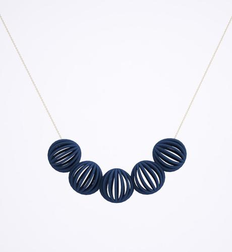 line pierron bijoux collier astral bleu foncé - blog déco - clem around the corner