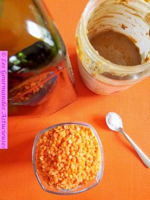 Poêlée de Poivrons et tomates farcies surprises (Vegan) Poêlée de Poivrons et tomates farcies surprises (Vegan)