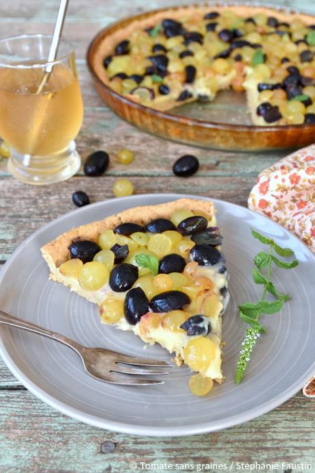 Tarte végane au raisin et à la crème pâtissière Tarte végane au raisin et à la crème pâtissière