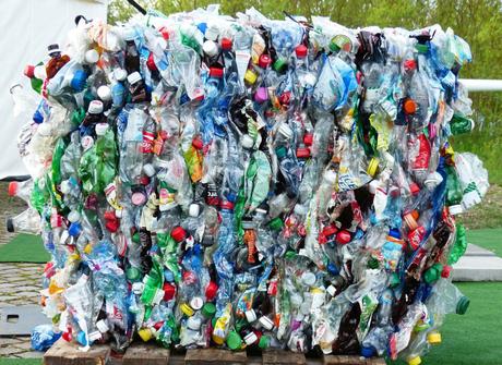 Papier ou plastique : quel choix pour l’environnement ?