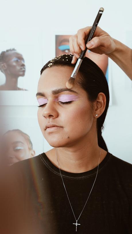 Makeup is back : teint solaire et halo fumé pour la rentrée