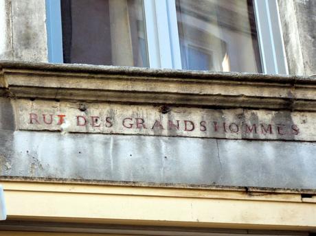 qu'est- ce que tu lis?