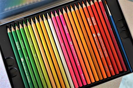 Zenacolor, l'aquarelle facile en 72 nuances Zenacolor, l'aquarelle facile en 72 nuances