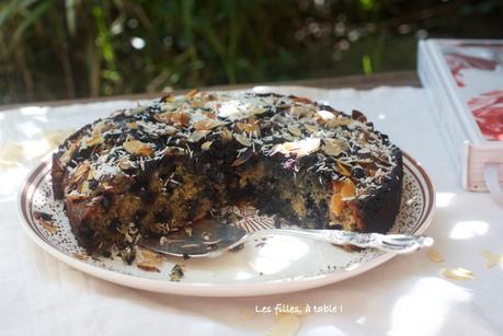 Gâteau aux myrtilles, noix de coco et amandes