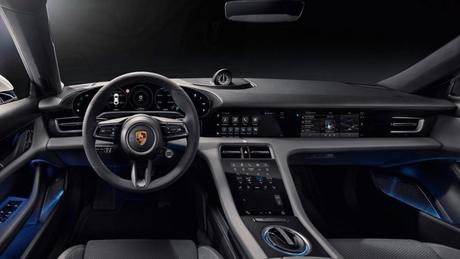 Porsche Taycan 2020 : une berline sportive 100 % électrique de 760 ch