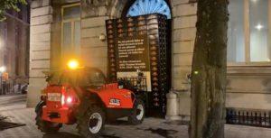 Info bière – Le nouveau gouvernement se heurte au mur de bière

 – Mousse de bière