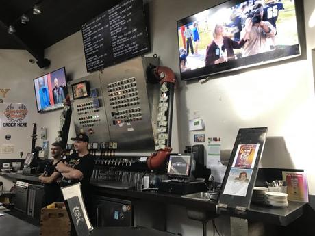 bear republic bar rohnert park california 700x525 - La meilleure bière artisanale à Rohnert Park, Californie