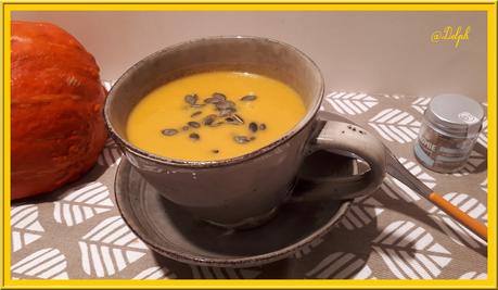 Velouté de potimarron, carottes au lait de coco