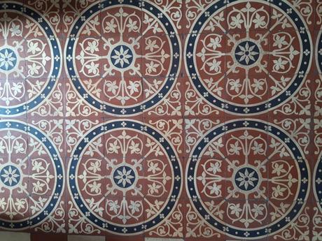 Rue Croix-Saint-Marc