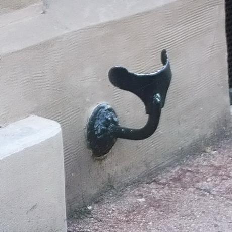 Petit florilège de gratte-pieds