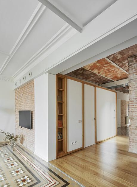 Une rénovation qui préserve l’histoire de cet appartement de 120 ans