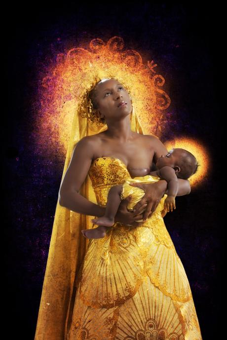 VARIATIONS PHOTOGRAPHIQUES POUR DES AMAZONES VARIATIONS PHOTOGRAPHIQUES POUR DES AMAZONES