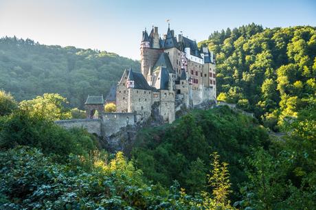 L’Allemagne romantique : châteaux et vins