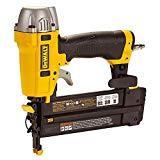 Meilleures cloueuses pneumatiques DeWALT DPN1850 Cloueur de finition pneumatique sans huile 18G 15-50mm Coffret