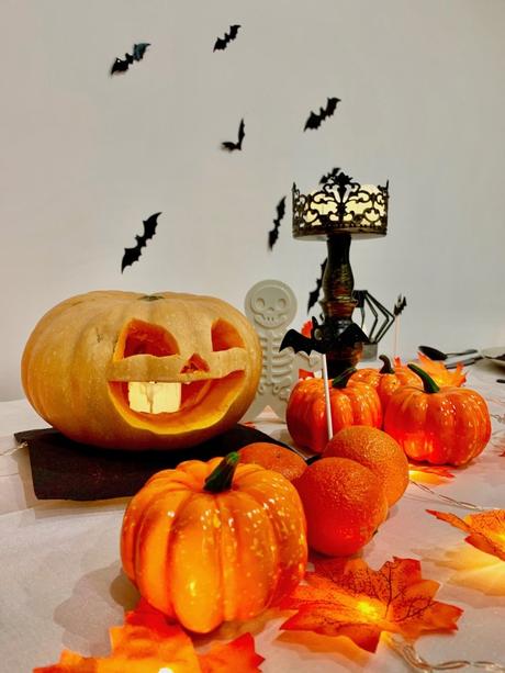 fete halloween decoration automne octobre citrouille bougie chandelier emporte piece suqelette - blog déco clemaroundthecorner