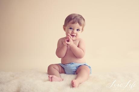 Photos bébé 8 mois en studio Poissy Yvelines