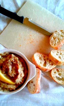 Trempette de farine de pois chiches éthiopienne Trempette de farine de pois chiches éthiopienne