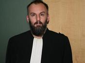 News bière Seine Marne. filmait sous jupe d'une femme centre commercial Villiers-en-Bière Bière brune