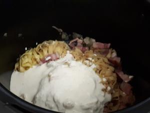 Tagliatelle façon carbonara au cookéo Cliquer sur les photographies pour les agrandir