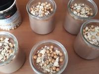 Petites crèmes chocolat et noisettes Cliquer sur les photographies