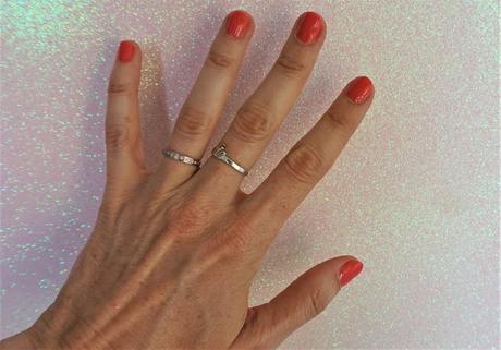Le vernis Peel-off Meanail, le plus que parfait Le vernis Peel-off Meanail, le plus que parfait