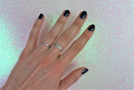 Le vernis Peel-off Meanail, le plus que parfait Le vernis Peel-off Meanail, le plus que parfait