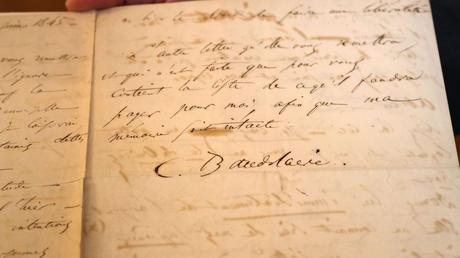 Une lettre de Baudelaire annonçant son intention de se tuer ...