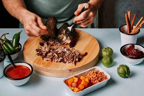 Info bière – Cathay Pacific: nouveau menu en économie et bière artisanale

 – Bière noire