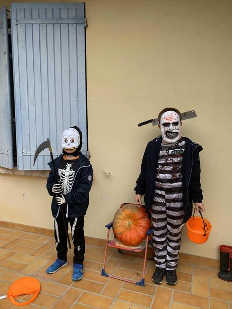 Entre Halloween Toussaint et Blogger Entre Halloween Toussaint et Blogger