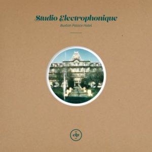 Studio Electrophonique – Buxton Palace Hotel – Différente classe anglaise