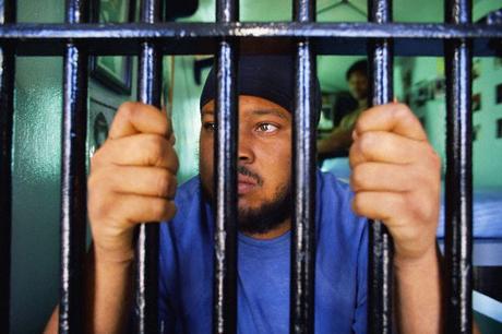 Diluer Les Parfums Racistes