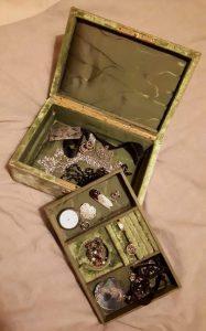 E comme Ecrin E comme Ecrin