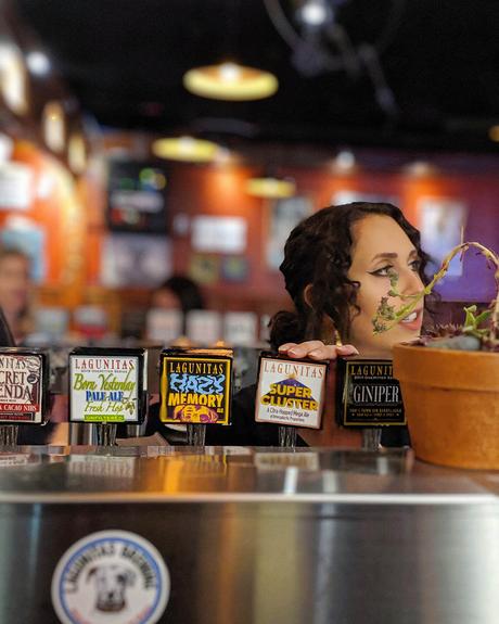 Info bière – nous sommes allés brasser notre bière en Californie

 – Mousse de bière